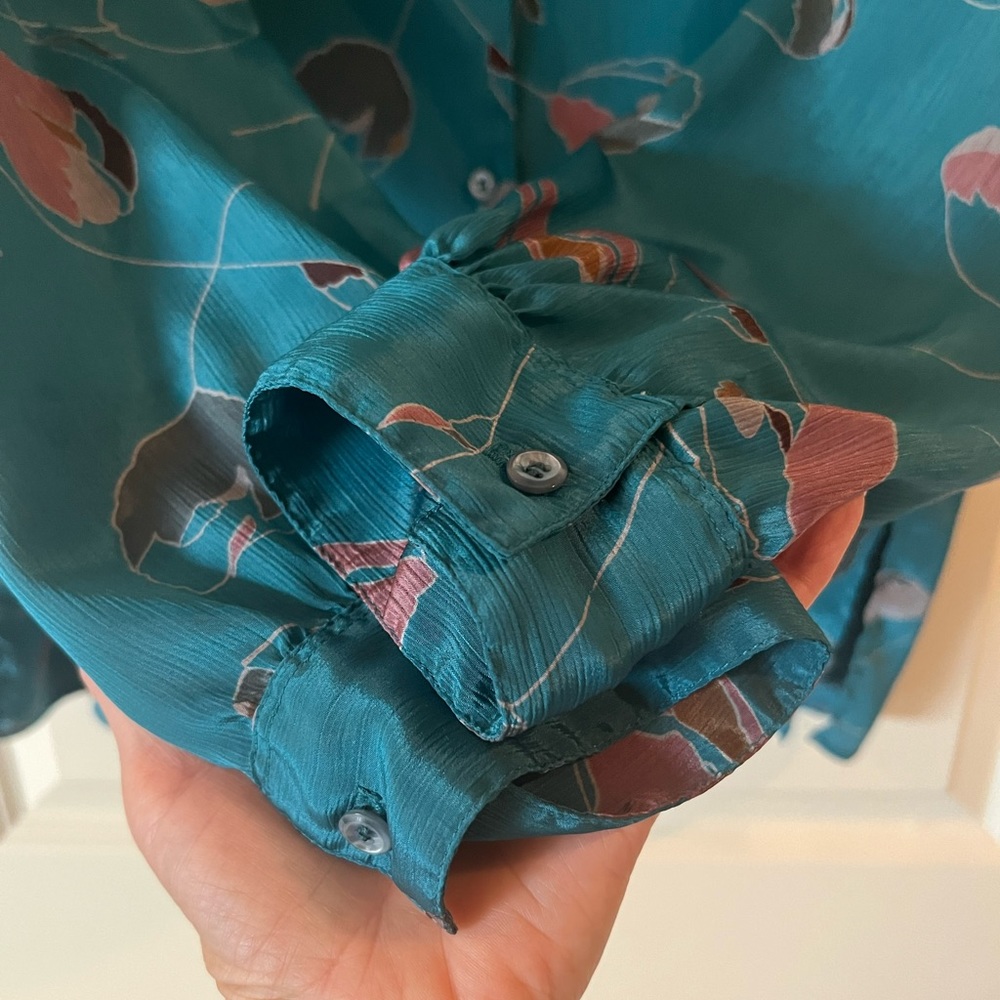 Vintage Stuart Lang jewel toned button up blouse with abstract tulip flowers - Picture 5 of 8